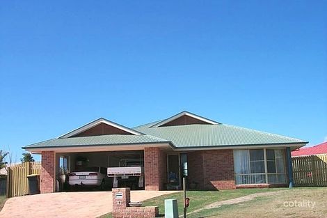 3 Elaine Ct, Scarness, QLD 4655