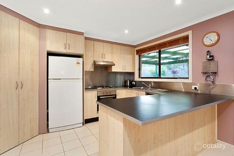 Property photo of 27 Wandana Crescent Mooroolbark VIC 3138