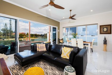 Property photo of 2/50 Avanti Street Mermaid Waters QLD 4218