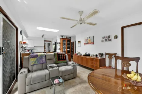 Property photo of 19 Eyre Crescent San Remo NSW 2262