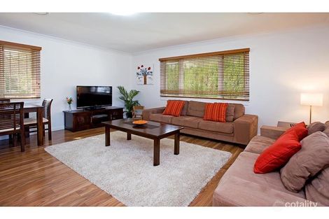 Property photo of 10 Olivella Street Mansfield QLD 4122