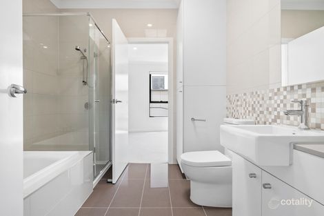 Property photo of 8 Aviary Grove Thornbury VIC 3071