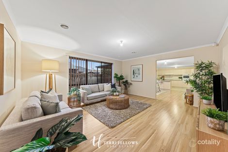 Property photo of 33 Bounty Way Berwick VIC 3806