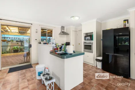 Property photo of 4 Clematis Lane Glen Iris WA 6230