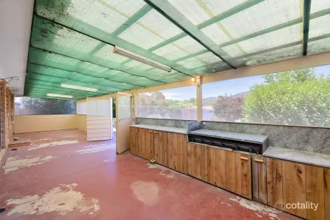 Property photo of 40 Scantlebury Crescent Theodore ACT 2905