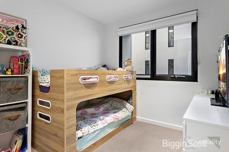 Property photo of 212/1 Queen Street Blackburn VIC 3130