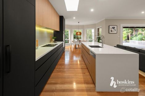 Property photo of 2 The Croft Ringwood North VIC 3134