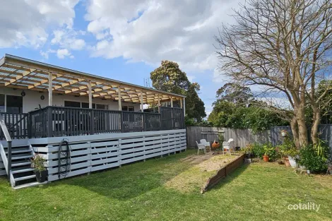 Property photo of 1 Archer Court Lakes Entrance VIC 3909