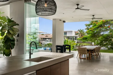 Property photo of 27 Kooringal Crescent Buddina QLD 4575