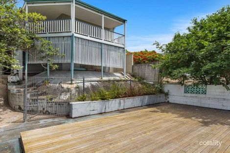 Property photo of 32 Belmont Crescent Bardon QLD 4065