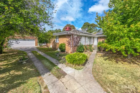 Property photo of 5 Turanga Road Gisborne VIC 3437