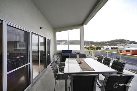 Property photo of 82 Irby Boulevard Sisters Beach TAS 7321