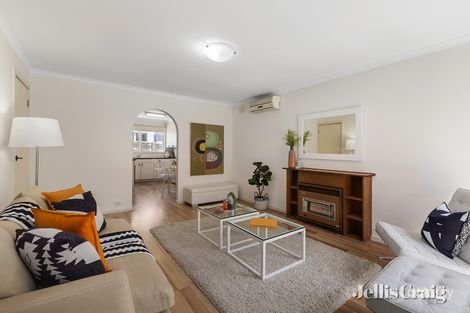 Property photo of 2/13 New Street Ringwood VIC 3134
