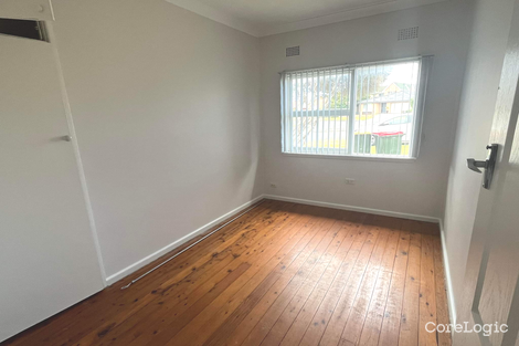 Property photo of 1/72 Peterborough Avenue Lake Illawarra NSW 2528