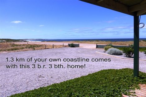 2 Mceacherns Beach Rd, Port Moorowie, SA 5576