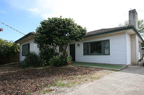 242 Frankston-Dandenong Rd, Seaford, VIC 3198