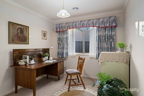 Property photo of 11 Avondale Drive Wodonga VIC 3690