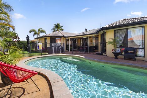 Property photo of 4 Parkwater Point Helensvale QLD 4212