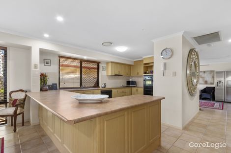 Property photo of 4 Parkwater Point Helensvale QLD 4212