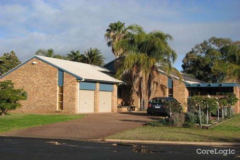 Property photo of 2 Elm Place Forbes NSW 2871