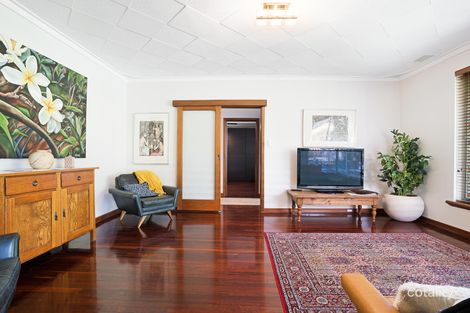 Property photo of 21 Cameron Way Kardinya WA 6163