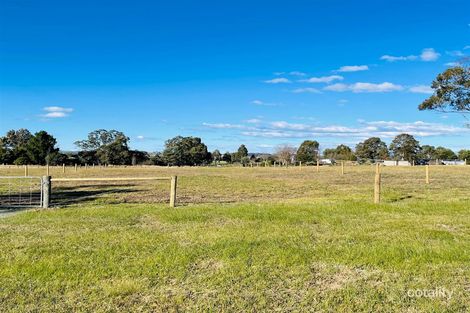 16 Giles St, Wiseleigh, VIC 3885