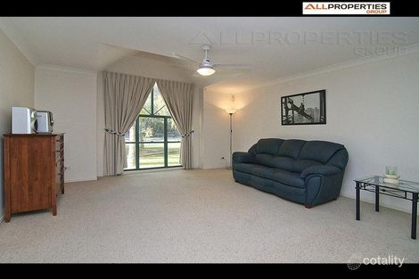 Property photo of 30 Corypha Crescent Calamvale QLD 4116