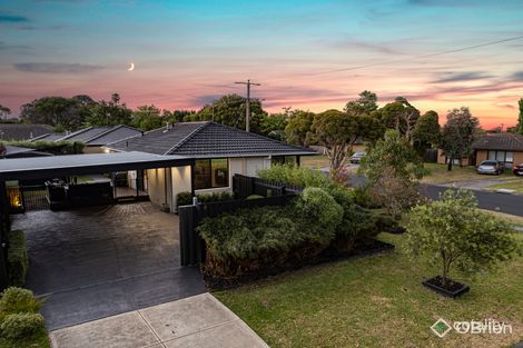 Property photo of 2 Ruffy Drive Cranbourne VIC 3977