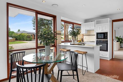 Property photo of 3 Treehaven Place Somerville VIC 3912