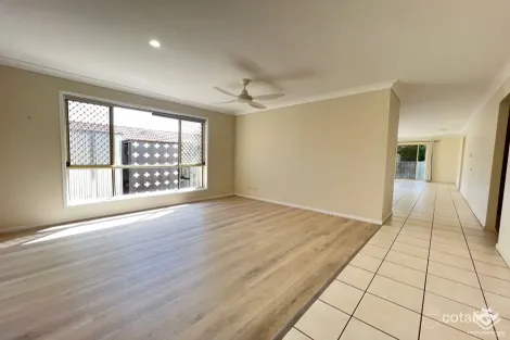 Property photo of 24 Viewpoint Drive Springfield Lakes QLD 4300