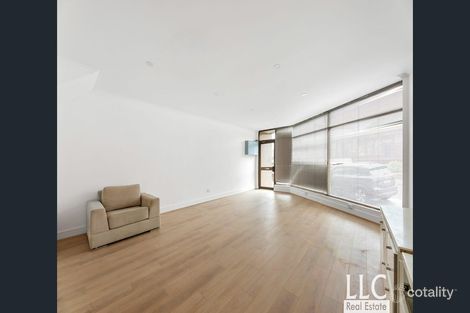 16 Haughton Rd, Oakleigh, VIC 3166