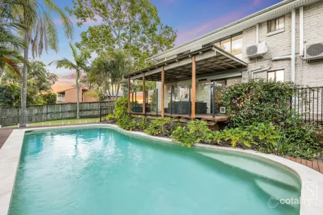 25 Kosciusko St, Middle Park, QLD 4074