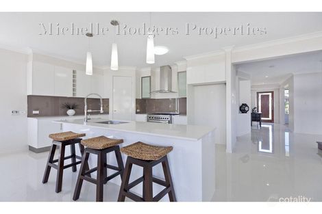 Property photo of 4 Doherty Place Wakerley QLD 4154