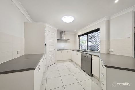 Property photo of 15 Wirra Circuit Wynnum West QLD 4178