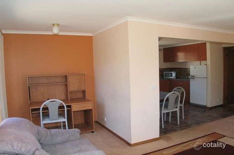 Property photo of 16 Semillon Grove Mount Clear VIC 3350