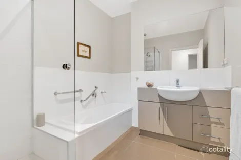 Property photo of 2/29 Douglas Street Ashwood VIC 3147