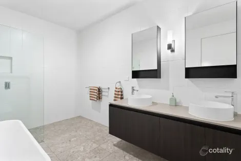 Property photo of 17 Anchor Place Safety Beach VIC 3936