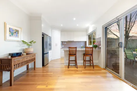 Property photo of 2/29 Douglas Street Ashwood VIC 3147