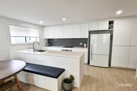 Property photo of 2/4 Chainey Avenue Miami QLD 4220