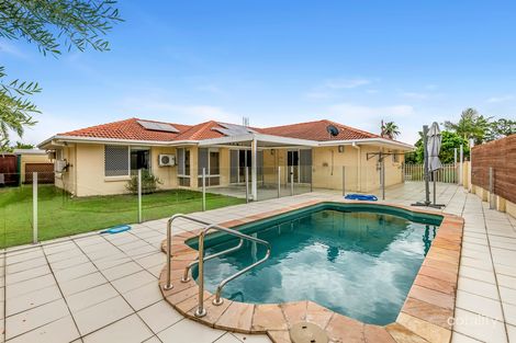 Property photo of 18 Santa Cruz Boulevard Clear Island Waters QLD 4226