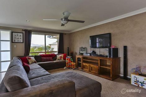 Property photo of 3 Schaefer Court Westbrook QLD 4350