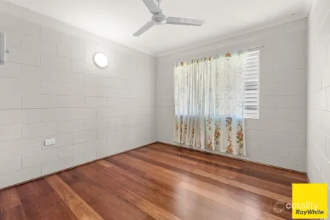 Property photo of 32 Armbrust Street Manoora QLD 4870