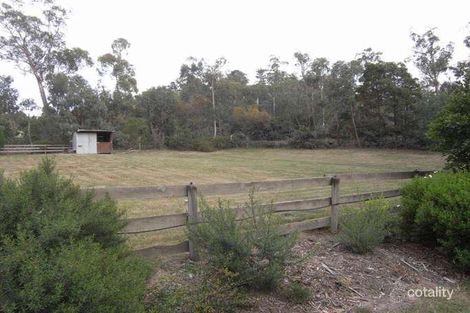 72 Walker Rd, Seville, VIC 3139