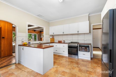Property photo of 69 Shady Grove Forest Hill VIC 3131