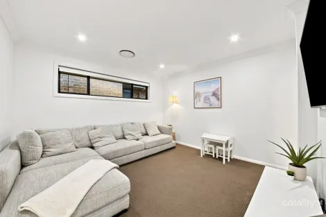 Property photo of 23 Nicholson Parade Spring Farm NSW 2570