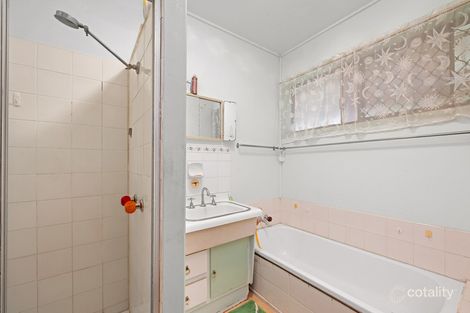 Property photo of 77 Dibar Street Wynnum QLD 4178