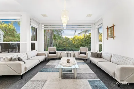 Property photo of 14 Oxford Close Templestowe VIC 3106