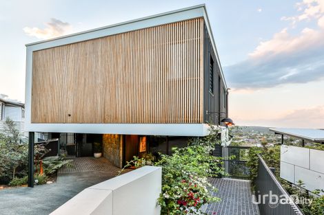 Property photo of 181 Jubilee Terrace Bardon QLD 4065