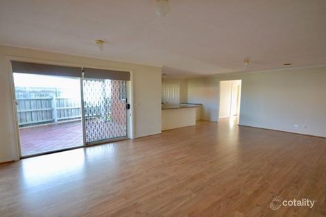 Property photo of 8 Jaye Place Cranbourne West VIC 3977