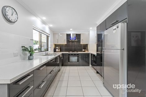 Property photo of 25 Greenbury Court Morayfield QLD 4506